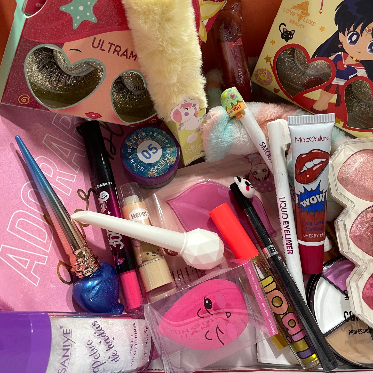 Lucky Scoop Makeup, Lipgloss and Accessories (Assorted)